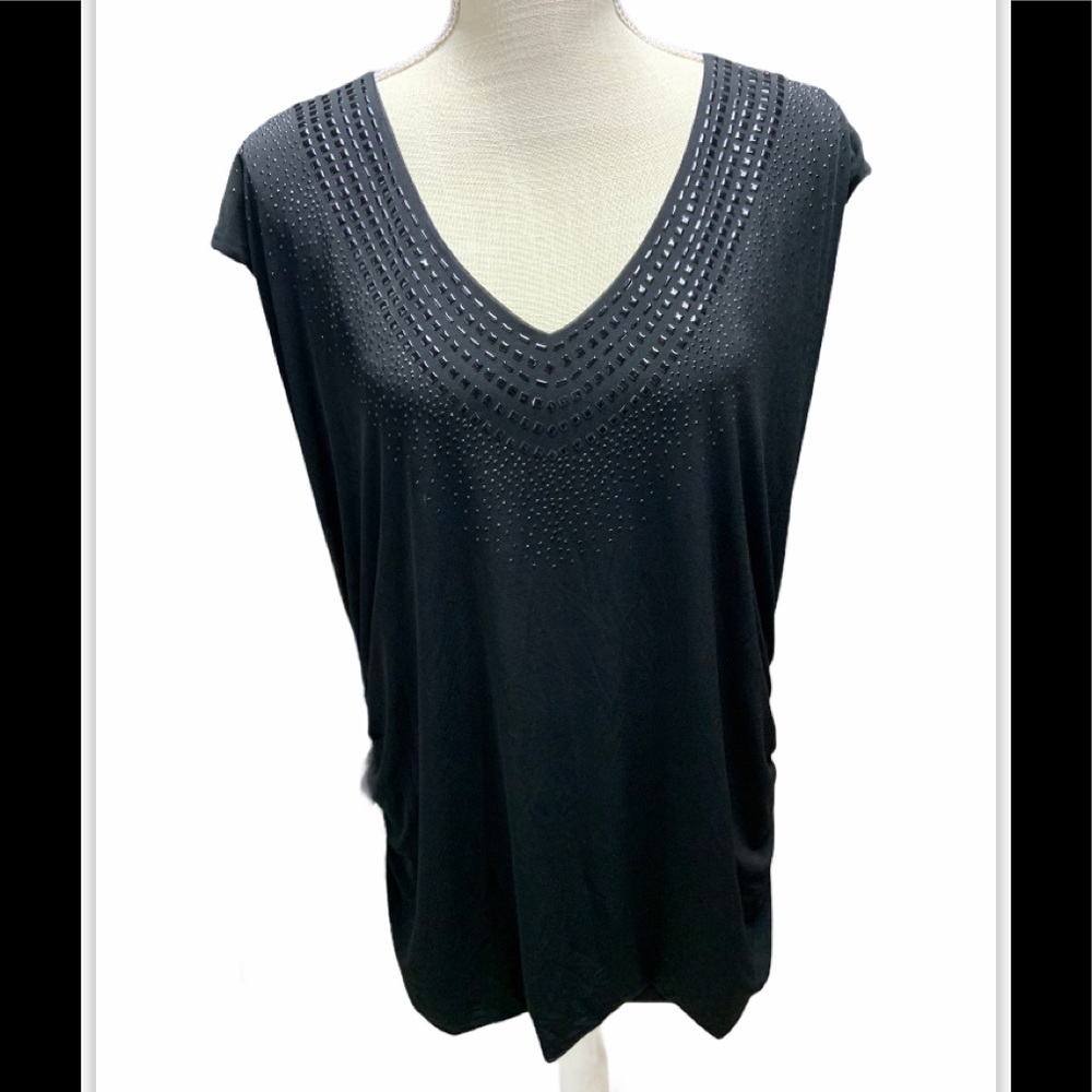 Torrid top‎